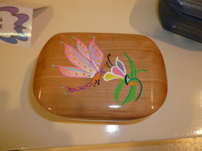 BMOV Pommier - décor libellule fleur BMOV Pommier - décor libellule fleur